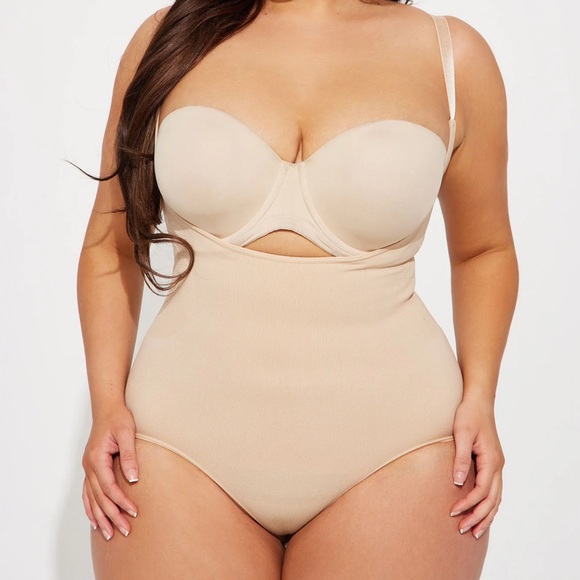 Sculpted to Perfection open chest Shapewear bodysuit - Picture 1 of 4